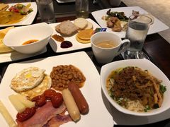 -三亚湾海居铂尔曼度假酒店