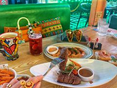 -Famous肥猫墨西哥音乐餐吧(五棵松华熙LIVE店)