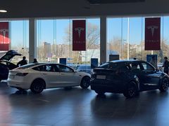 -TESLA 特斯拉(北京南四环中路特斯拉中心)
