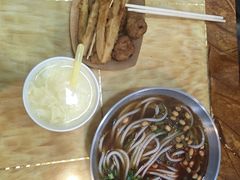 -覃肥叔桂林米粉(粮道街店)