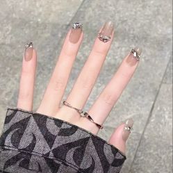 -雪儿·YuKi美甲美睫皮肤管理Salon