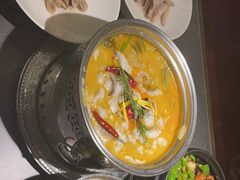 -吴越荣记苏州菜·松鼠桂鱼100%活鱼现做(斜塘老街店)