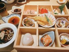 -阿吾罗·月咏精致日料(港汇恒隆广场店)