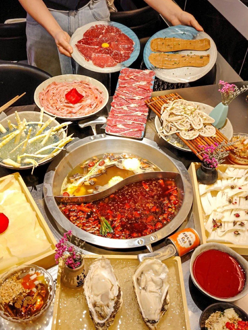 《舌尖上的中国2》渝味晓宇火锅开到皇庭了