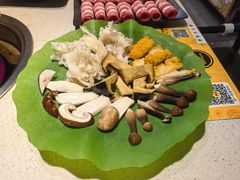 菌菇拼盘-钢管厂五区小郡肝串串香火锅(梅川路店)