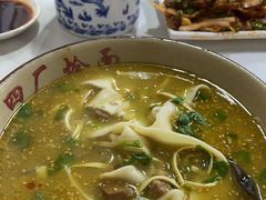 四厂咖喱烩面-四厂烩面(棉纺路店)