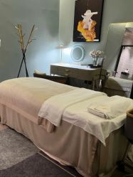 -花隐·美芙炫海菲秀皮肤管理中心