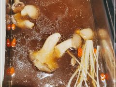 -渝蛙先生领鲜美蛙老火锅