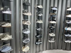 -adidas(滔搏朝阳大悦城店)