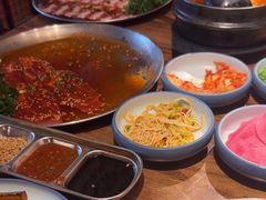 -明洞阿姨·韩式酱蟹烤肉·创意料理(三元桥店)