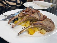 烤新西兰沿海羊排配烤土豆-Fiume福弥意大利餐厅