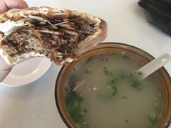 -烤鸭肉夹馍鸭汤店