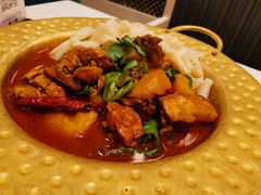 新疆大盘鸡-阿拉丁新疆风味餐厅·清真(罗廊巷店)