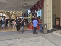-王府井奥莱临潼小镇(临潼店)