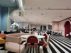 -奈尔宝家庭中心·亲子餐厅(北京东坝万达店)