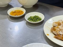 -华香鹅快餐店