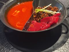 -鹿鸣山草本茶香火锅(园西路店)
