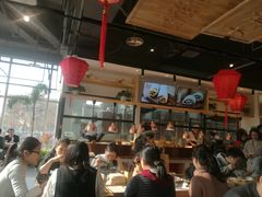 大堂-头壹号  羊汤·饸饹面·大油条(嘉华店)