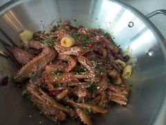 -张大师鸭爪爪特色干锅(南湖店)