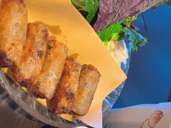 -大头虾越式风味餐厅(光明广场店)