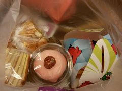 -Lucky Cloud紫云烘焙(红旗店)