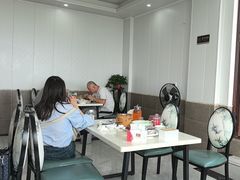 -七的湖·晚芳亭·阳澄湖农家菜·大闸蟹(莲花岛店)