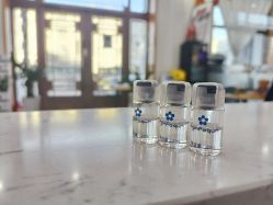 -靓芙泉专研痘痘肌