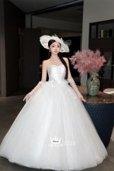 点击看大图 -艾拉·女王婚纱礼服馆