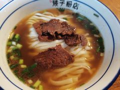 -矮子粉店1985·长沙米粉(湘春路店)