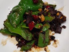 -辛香味烧鱼馆·非遗技艺·排骨红烧肉(光谷医药园店)
