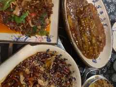-黄桷树曹家私房菜(江与城店)