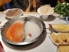 -焱三乐四川火锅店(经纬街店)