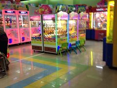 -爱玩嘉年华(成都北城天街店)