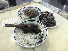 -香辉食馆(新兴路店)
