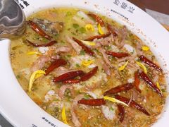 -渔语鱼新川菜Bistro(万象天地店)