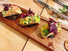 -Mark&Mars Restaurant