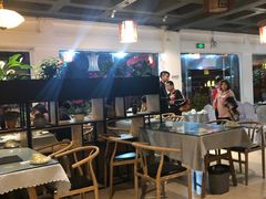 大堂-宣威年猪饭·二十年云南家常菜·特色小炒肉(金碧店)