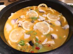 -盛宏鑫·四川鲜鱼馆(一元路店)