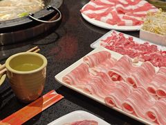 -宽板凳老灶火锅(台湾街店)