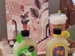 -奈雪的茶(优特汇店)