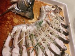 清蒸武昌鱼-莲餐厅·湖北菜·藕汤是头牌(愚园路店)