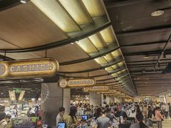 -胖东来生活广场(健康路店)