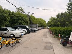 -地铁11号线罗山路站-停车场
