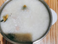 皮蛋瘦肉粥-甲乙饼·手工牛肉饼(东方广场店)