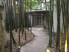 -穹六人间 people 6(岳阳路店)