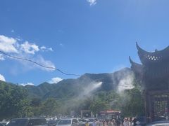 -安吉龙王山峡谷漂流