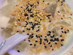 -怪噜范·老贵阳街头名小吃(数博万达店)