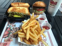 -The Habit Burger Grill 哈比特汉堡(爱琴海店)