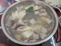 -香猪美食(中心店)