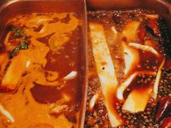 -老牌坊云南鱼豆花火锅(爱建店)